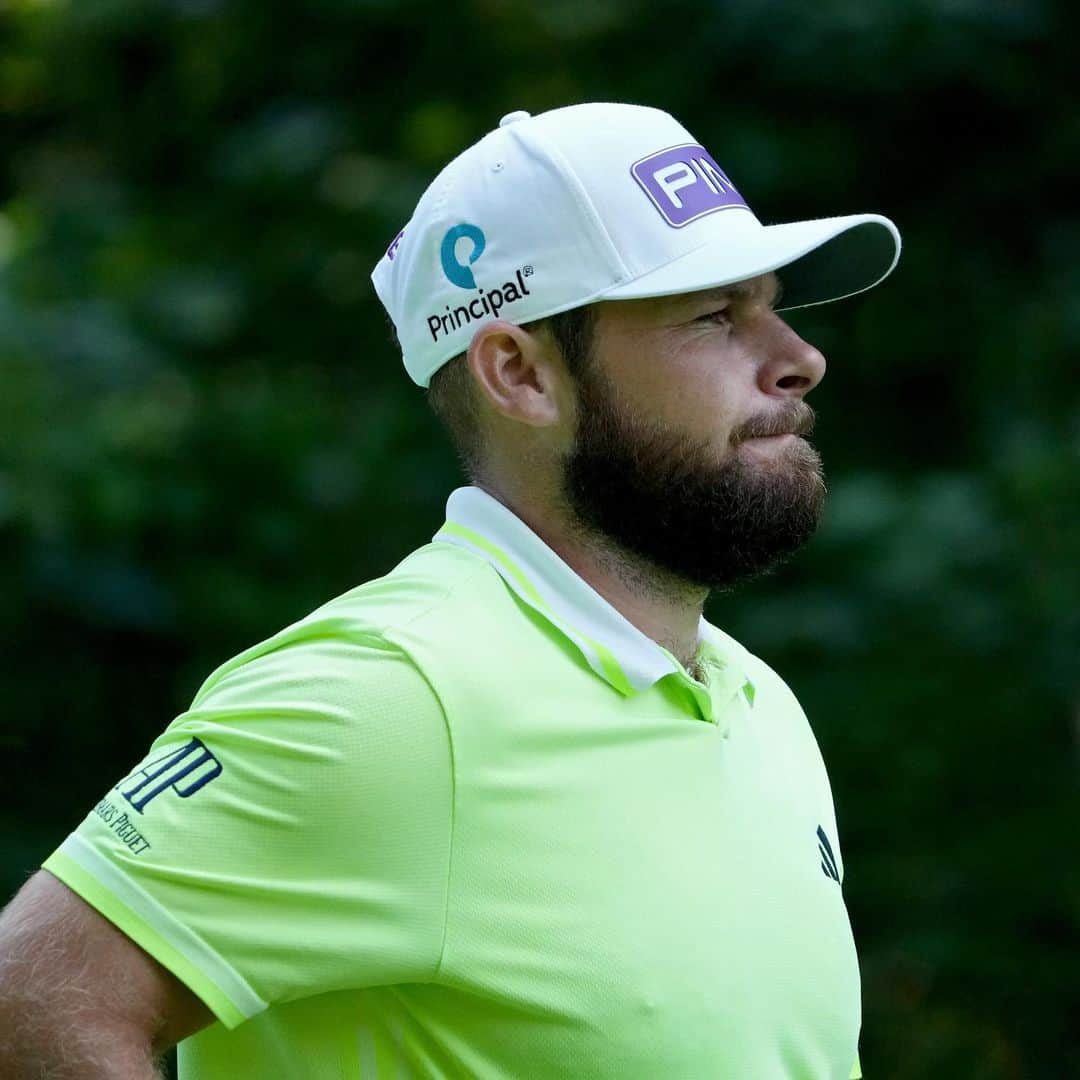 ティレル・ハットンのインスタグラム：「Tense finish yesterday 😮‍💨 but happy to make it through to Atlanta for the @tourchampionship.  Looking forward to the week ahead 💪🏻」