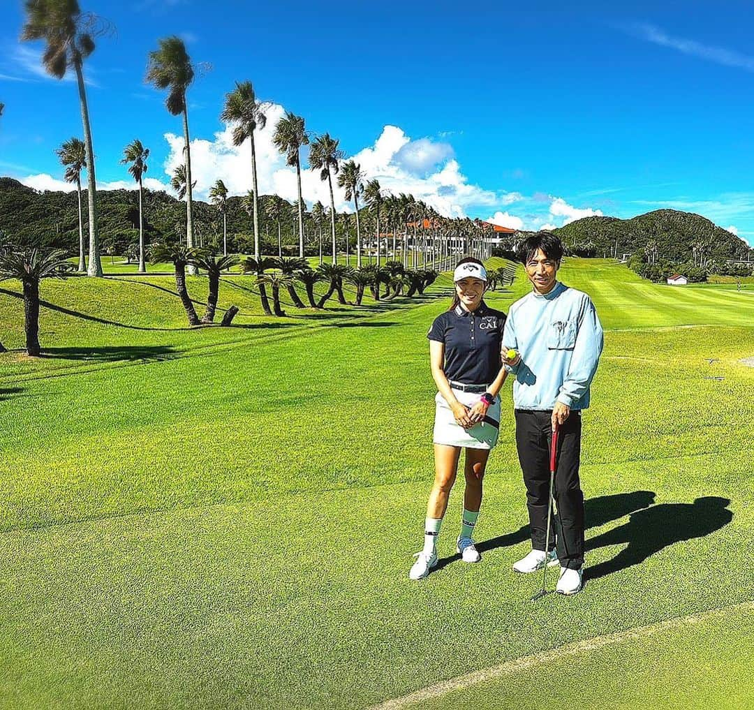 波戸康広のインスタグラム：「・ 藤田 光里プロとご一緒させて頂きアパレルの撮影🏌️‍♂️  少しでも成長したいので質問攻めしました…😅  色々とアドバイスをありがとうございました🙇‍♂️  #golf #golffashion」