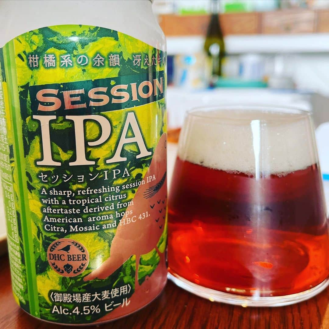 堀井亮佑さんのインスタグラム写真 - (堀井亮佑Instagram)「DHCビールのIPA。いわゆるIPA特有のクセがなく、香りがありつつもピルスナーのようにサクサク飲める。これは美味い！ #堀井ビールログ #beer」8月22日 0時49分 - horiisan