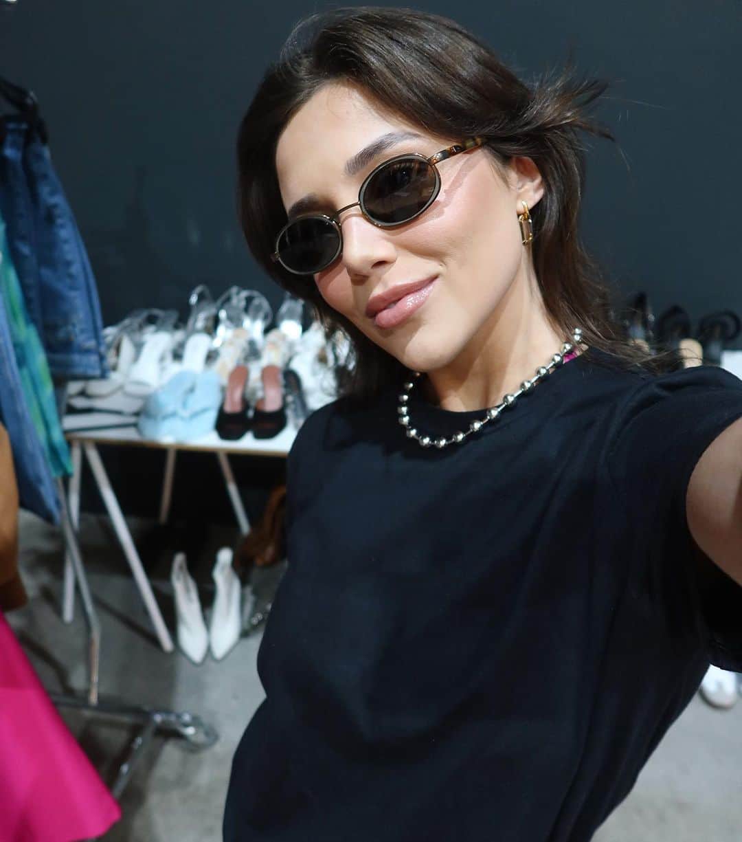 Mariana Sampaioさんのインスタグラム写真 - (Mariana SampaioInstagram)「Dia de estúdio! Campanha nova @shop.myne tá um babadooooooo  Meu look todo MYNE, lógico   #TôDeMYNE #fashion #ootd」8月22日 1時32分 - mariana