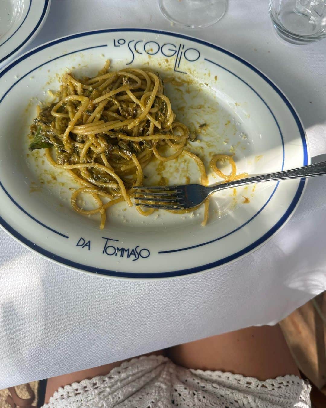 Camille Charriereさんのインスタグラム写真 - (Camille CharriereInstagram)「pasta peregrinations🍝 foodie merch 🤌🏼 & hot girl food comas🦦  (tap for receipts)」8月22日 2時04分 - camillecharriere