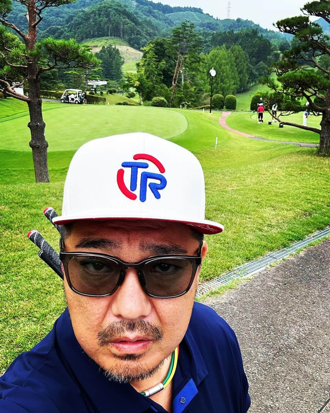 RED RICEさんのインスタグラム写真 - (RED RICEInstagram)「今日は関東ミッドアマチュアゴルフ選手権予選に参加してきました⛳️  結果は39.42.81で4打たりず予選落ち😭  3週間ぶりのゴルフだったのでグリーン周りのアプローチが全然感覚掴めずズルズルいってしまった😅  あと1番の敗因は14番でダボ打ってからの3連続ボギー🥺 カットラインが77あたりなのはわかっていたのでバーディー取りのいこうと焦ってしまい悪循環からのメンタル崩壊😱  でもドライバーなどは全体的に良くて今までで一番手応えはあったかな👍 また次に向けて精進していくぞ‼️🔥😎🔥  #redrice #redricetv #golf #golfswing #golfstagram #golflife #mulligans_honor #レッドライス #レッドライスtv #ゴルフ #ゴルフバカ #ゴルフ男子 #ゴルフ女子 #ゴルフ好き #湘南乃風 #関東ミッドアマチュアゴルフ選手権予選」8月22日 2時01分 - redrice134