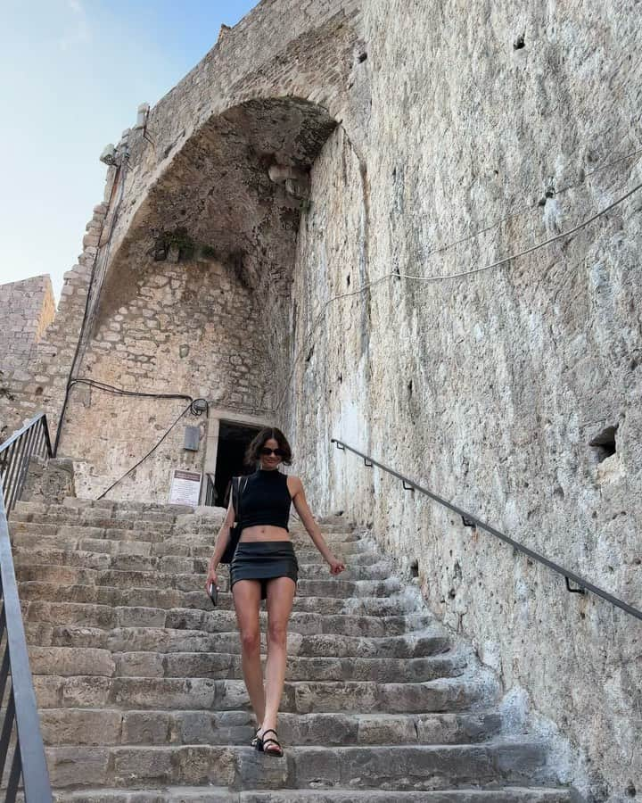 シェリー・ヘニッヒのインスタグラム：「D for Dubrovnik or daddy 🇭🇷」