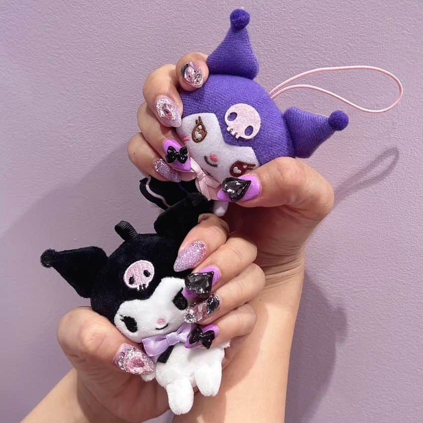 黛実希さんのインスタグラム写真 - (黛実希Instagram)「쿠로미네일💅💜🖤 @a.l.u.m_nail  #クロミ#クロミちゃん#クロミネイル#쿠로미#쿠로미네일#쿠로미인형#原宿ネイル#青山一丁目#ネイル#東京ネイル#💅#💅🏻#네일#젤네일#네일스타그램#네일스타그램#네일디자인#하트네일#韓国ネイル#韓国ネイルパーツ#韓国ネイルデザイン」8月22日 12時32分 - candymiiiki