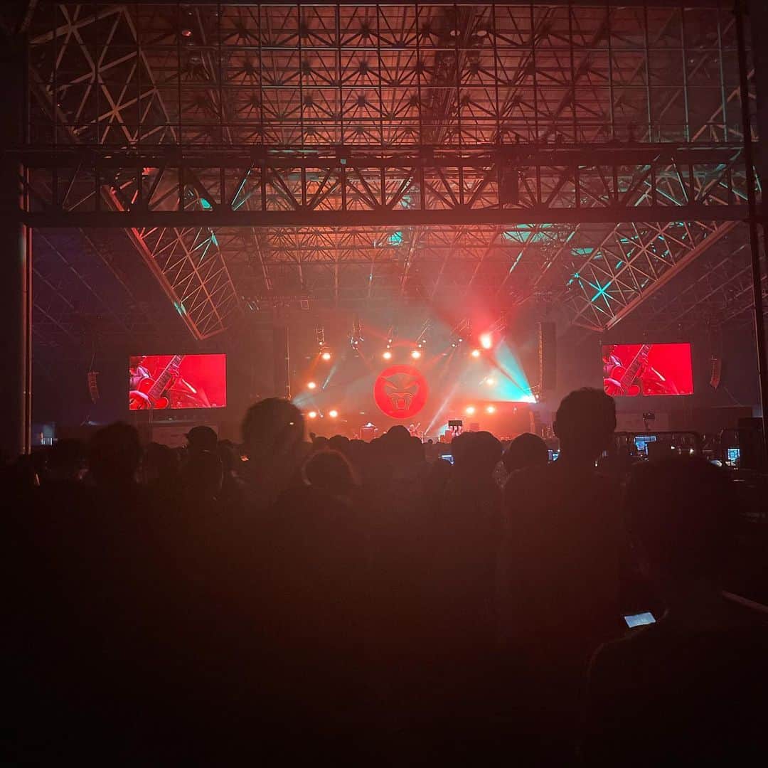 よしかわなみのインスタグラム：「Tundercat James blake えげつなく沁みた、、」