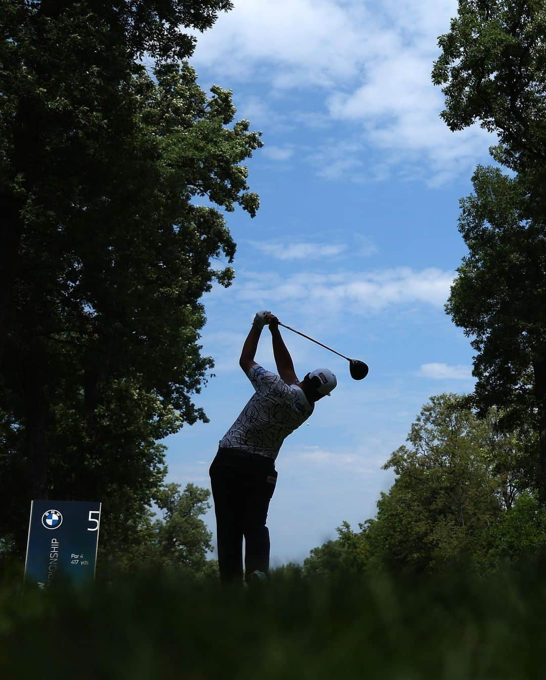 イム・ソンジェのインスタグラム：「Finally! It’ll be my fifth consecutive appearance at the TOUR Championship🔥  여러분들의 많은 관심과 응원 덕분에 5년 연속 투어챔피언십에 출전하게 되었습니다. 이번주도 최선을 다해서 올 시즌 잘 마무리 하겠습니다. 😄」