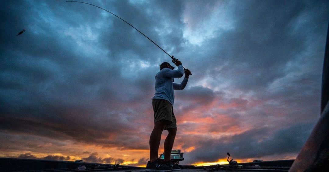 アブガルシアさんのインスタグラム写真 - (アブガルシアInstagram)「Practice like you've never won and perform like you've never lost. #FishToWin」8月22日 6時30分 - abugarcia_fishing