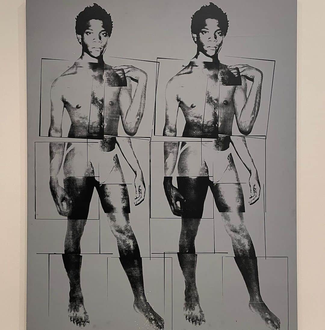 大森美希さんのインスタグラム写真 - (大森美希Instagram)「Basquiat x Warhol, À quatre mains, an exhibition at Fondation Louis Vuitton  パリ郊外、ブーローニュの森にあるルイ・ヴィトン財団の「バスキアxウォホール、4つの手」展にやっと行けました。  なかなか見応えがありました。  8月28日まで開催中です。  #basquiat #warhol #basquiatxwarhol #jeanmichelbasquiat #andywarhol #exhibition #fondationlouisvuitton #paris #exposition #artist #art #80s #80sart #newyork   #バスキア #ウォーホル #バスキアxウォーホル #ルイヴィトン財団美術館 #アーティスト #アート #現代アート #ポップアート #ニューヨーク #ジャンミシェルバスキア #アンディウォーホル #美術 #芸術」8月22日 6時45分 - mikiomori_