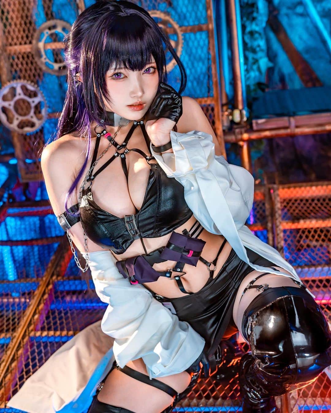 のインスタグラム：「ミハラ／NIKKE  . . . . . . . . . . . .  #nikke #nikkecosplay #ニケ #勝利の女神 #勝利の女神nikke  #ミハラ #mihara #米哈拉 #미하라 #cos #cosplay #cosplayer #cosplaygirl #japanesegirl #コスプレ #コスプレイヤー #코스프레 #角色扮演」