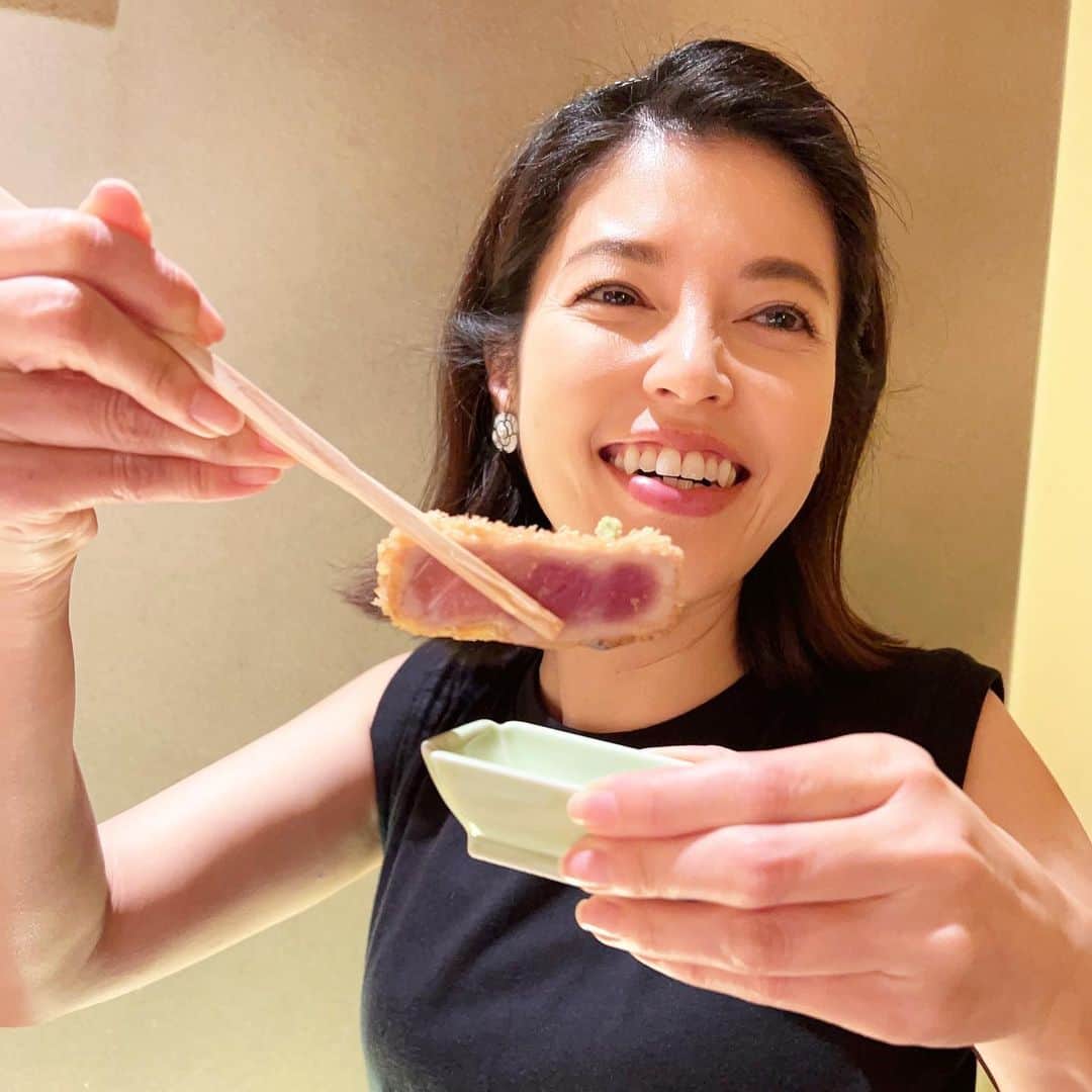 のインスタグラム：「今日のフジテレビ『ぽかぽか』では、私が様々な事に挑戦して出来るか出来ないか……可か不可かを予想して当てて頂く＂愛花のカフカ＂のコーナーがあります🙋🏻‍♀️ テレビのリモコンのdボタンを使って、ご覧の皆さんも参加できます🩷 全問正解した方には、これまで3,000円分のQUOカードPayを、抽選で20名の方にプレゼントをさせて頂いておりました☺️ が、今回からはSuicaカードにそっくりの＂Aica＂現物を、プレゼントさせて頂く事になりました🎉 是非皆さん、ご参加下さい✨✨✨  #NYC #ニューヨーク #Barbie #バービー #pink #ピンク　 #ぽかぽか #愛花のカフカ #双方向クイズ #神田愛花」