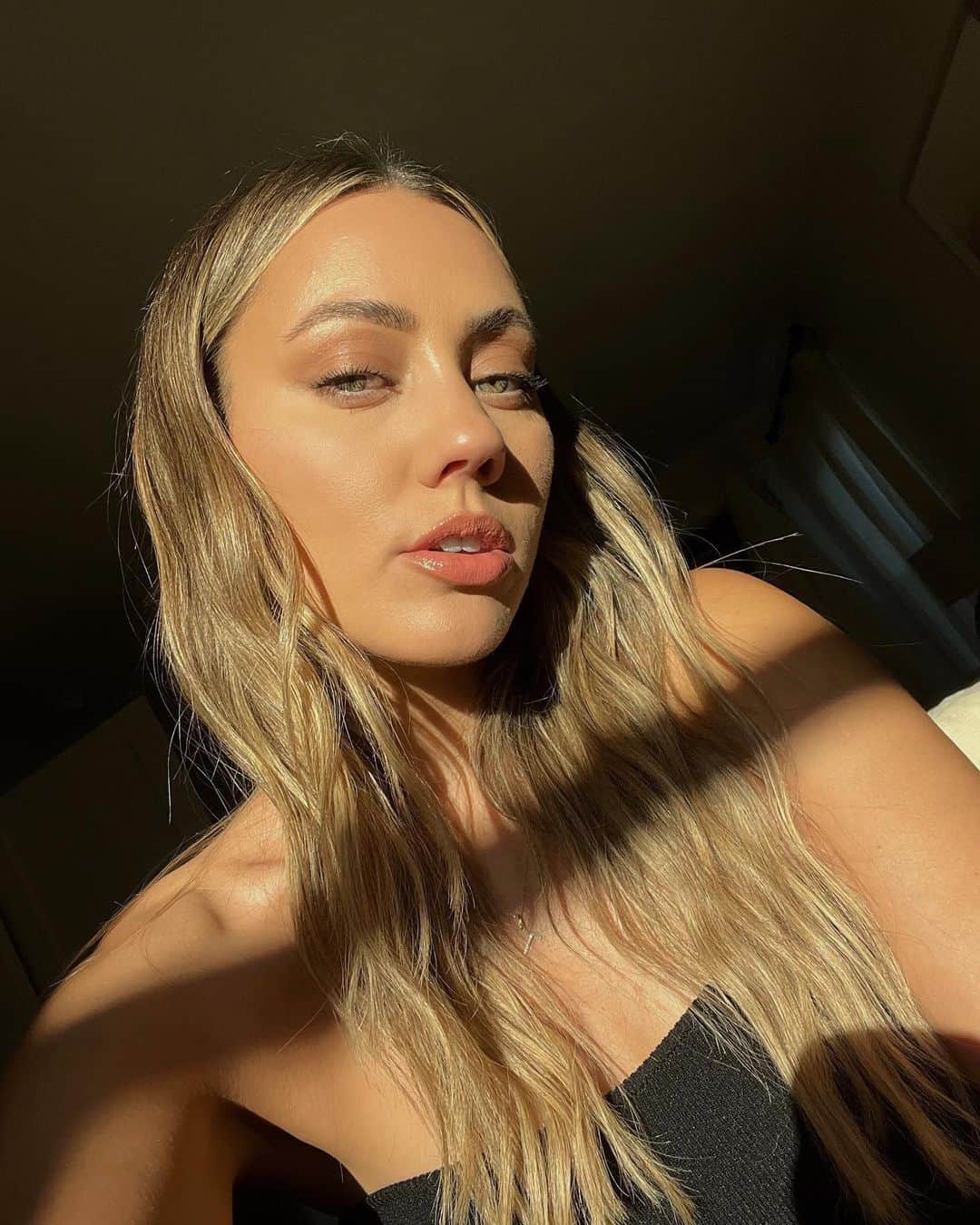 Camden Scottのインスタグラム：「this was the calm before the storm, but turns out the storm wasn’t the hurricane it was my period 🥲」