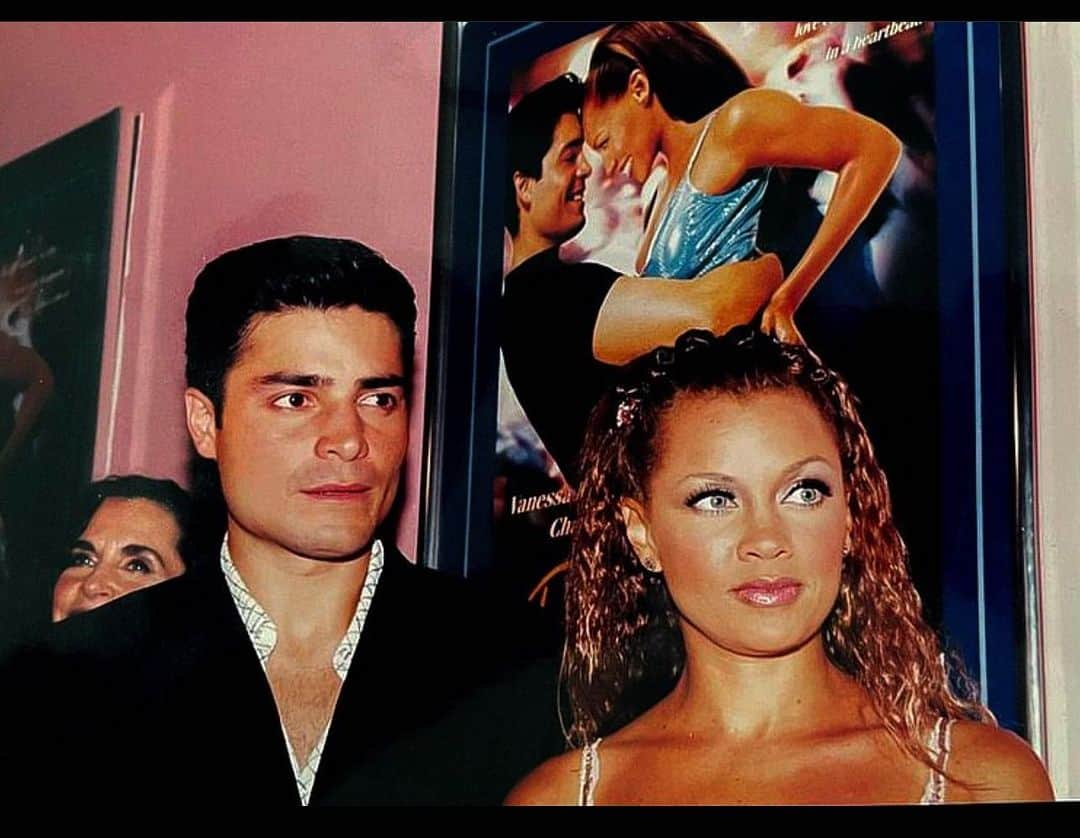 ヴァネッサ・ウィリアムスのインスタグラム：「Happy 25th Anniversary @chayanne 💃🏽🕺🏽🍾🥂Our lovely movie #dancewithme premiered in theaters all over the world and showed the passion of ballroom , salsa and dance life ✨」