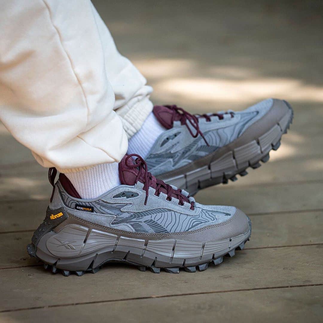Reebok JPさんのインスタグラム写真 - (Reebok JPInstagram)「. ZIG KINETICA 2.5 EDGE  ZIGシリーズの中でも強い人気を誇る ”ZIG KINETICA 2.5 EDGE” タウンユースからアウトドアシーンまで使える 万能モデルから待望の新色が登場！  好評発売中。  #Reebok #リーボック #ZIG #ZIGKINETICA」8月22日 10時01分 - reebokjp