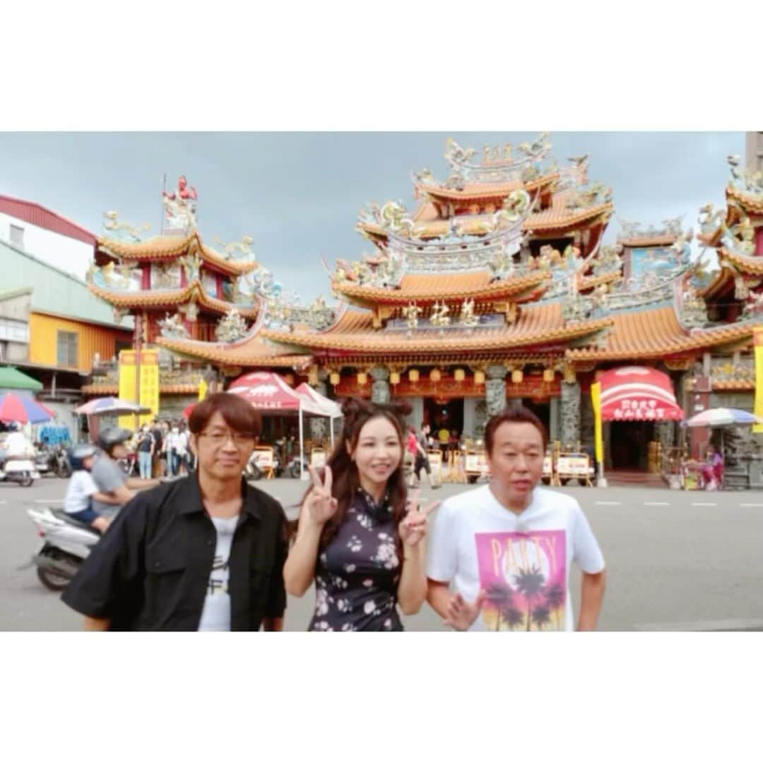 インリンのインスタグラム：「今年2023年夏の思い出Part 1 テレビ「世界！旅々さま〜ずin台湾」のロケに参加させて頂きました😊✨……すでに1ヶ月前にオンエアされましたが💦 このロケの日はすごく蒸し暑くて、でも楽しくてずっと笑いっぱなしで、、、と言っても私はオープンニングにちょこっと参加しただけなのですが、、、皆さんに台湾のことを紹介することができて、楽しい思い出ができました〜♪😃  #旅旅さま〜ず #台湾 #台北 #さま〜ず #ザタッチ #大島麻衣 #山内鈴蘭 #テレビ愛知 #インリン」