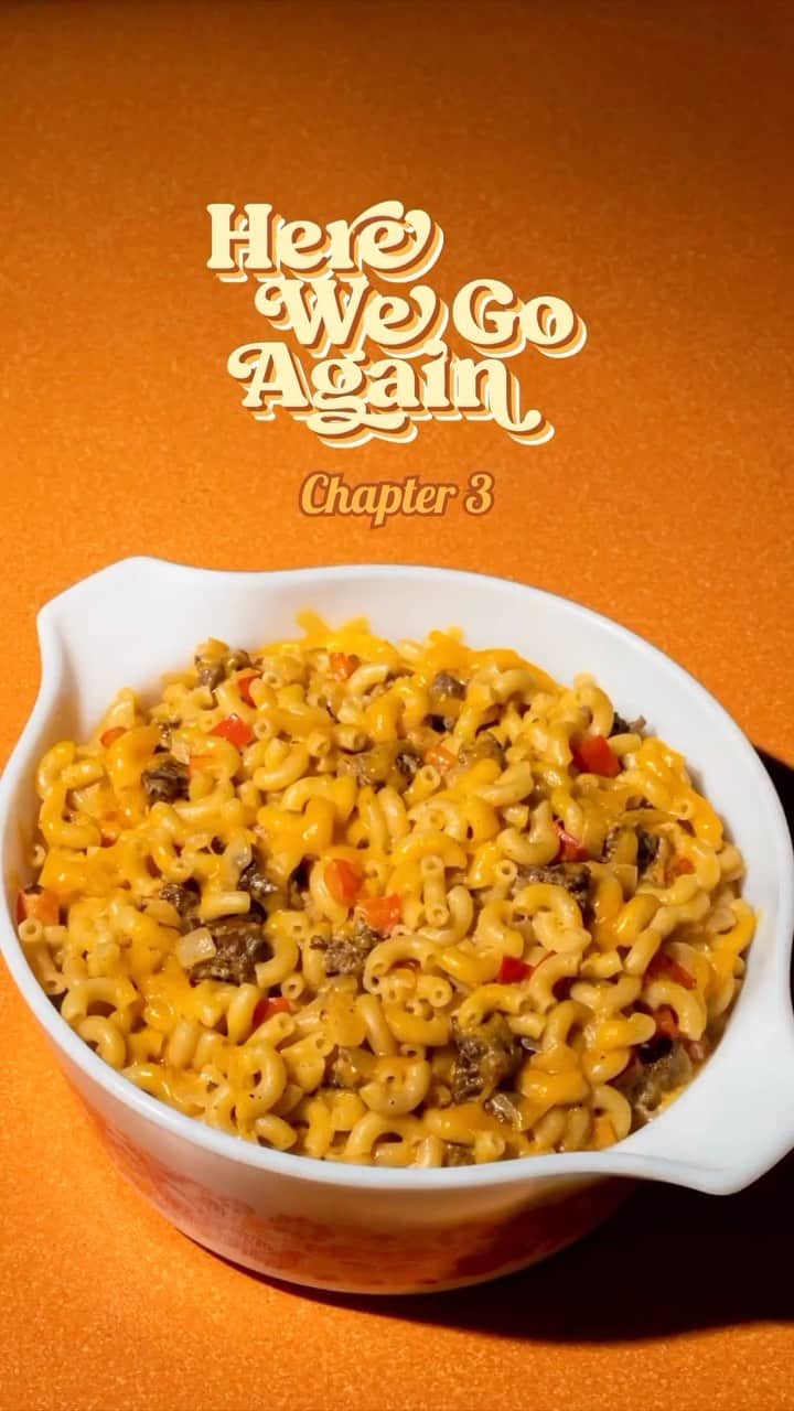 ティファニー・ティーセンのインスタグラム：「Never waste leftover meat or fish again! #HereWeGoAgain Chapter 3 - recipes for remixing your protein from the day before (or the day before that, no judgment). Order at the link in my bio. Next week is Chapter 4…can you tell this is my thing now 😉」
