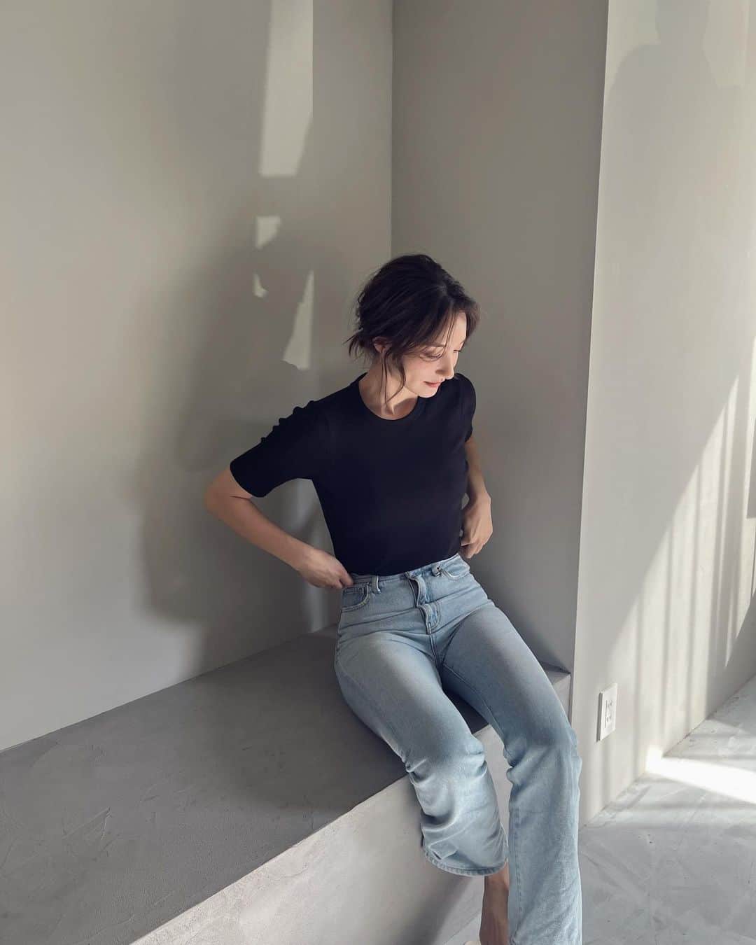 山神アリシアのインスタグラム：「One thing leads to another 🦭」