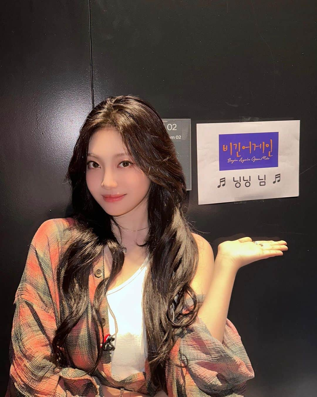 aespaさんのインスタグラム写真 - (aespaInstagram)「비긴어게인 오픈마이크 🦋🎤  https://youtu.be/ET5MKEFApKs  #aespa #æspa #에스파  #NINGNING #닝닝 @imnotningning  #Lucky #BeginAgain #OpenMic #오픈마이크」8月22日 11時34分 - aespa_official