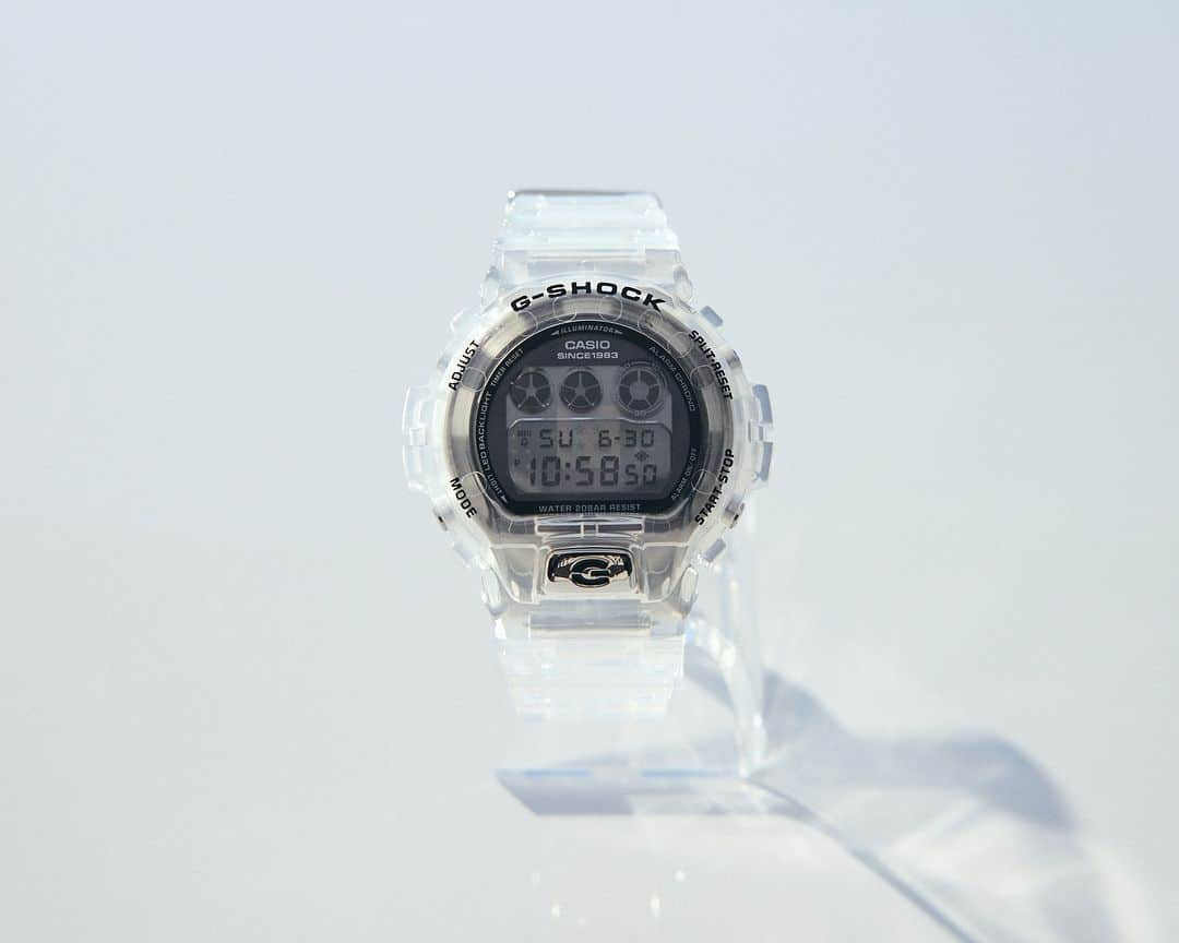 G-SHOCKさんのインスタグラム写真 - (G-SHOCKInstagram)「G-SHOCK 40th Anniversary CLEAR REMIX  歴代の人気モデルをベースに、バンドやケース、文字板、液晶、ボタンなどに透明素材を多用した限定コレクション。  Based on the popular masterpieces, see-through material is used for the band, case, dial, LCD, buttons etc.  DW-6940RX-7JR GA-2140RX-7AJR DW-5040RX-7JR DWE-5640RX-7JR  photo by @hypebeast   #g_shock #gshock40th #40th #anniversary #clearremix #fashion #hypebeast #skeleton #watchoftheday #40周年 #透明 #基盤 #スケルトン #腕時計 #腕時計魂 #腕時計くら部 #今日の腕時計 #腕時計コーデ」8月22日 12時00分 - gshock_jp