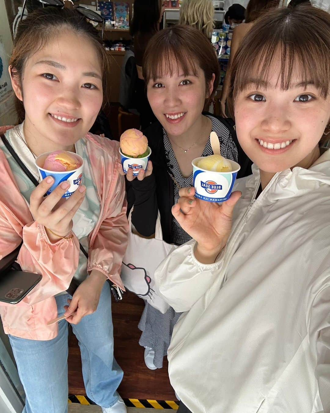 木原美悠さんのインスタグラム写真 - (木原美悠Instagram)「木下アビエル神奈川優勝沖縄旅行終了🏝️ 初沖縄でほんまにほんまに楽しかったです。暑かったけど！でも楽しさの方が多い😍  また来年も優勝旅行行けるようにチームみんなで頑張ります！！ @miu_hirano  @nagasaki_miyuu  @harimoto.miwa0616  @kasumi.ishikawa_official 石川さんまた来年も一緒に行きましょ！！優勝します🏅🏆」8月22日 23時04分 - miyuukihara0803