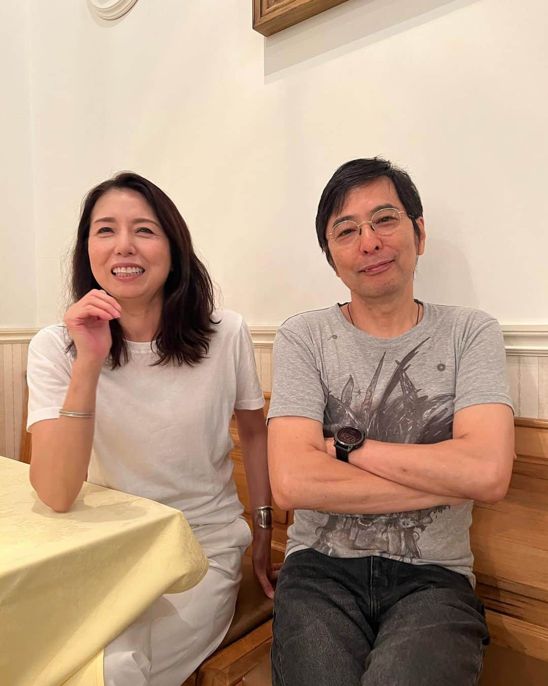 高橋ひとみさんのインスタグラム写真 - (高橋ひとみInstagram)「徳ちゃんが舞台『ハリー・ポッターと呪いの子』を観に来てくれました😆 感激です💕 #徳永英明　さん」8月22日 21時37分 - hitomi_momoe