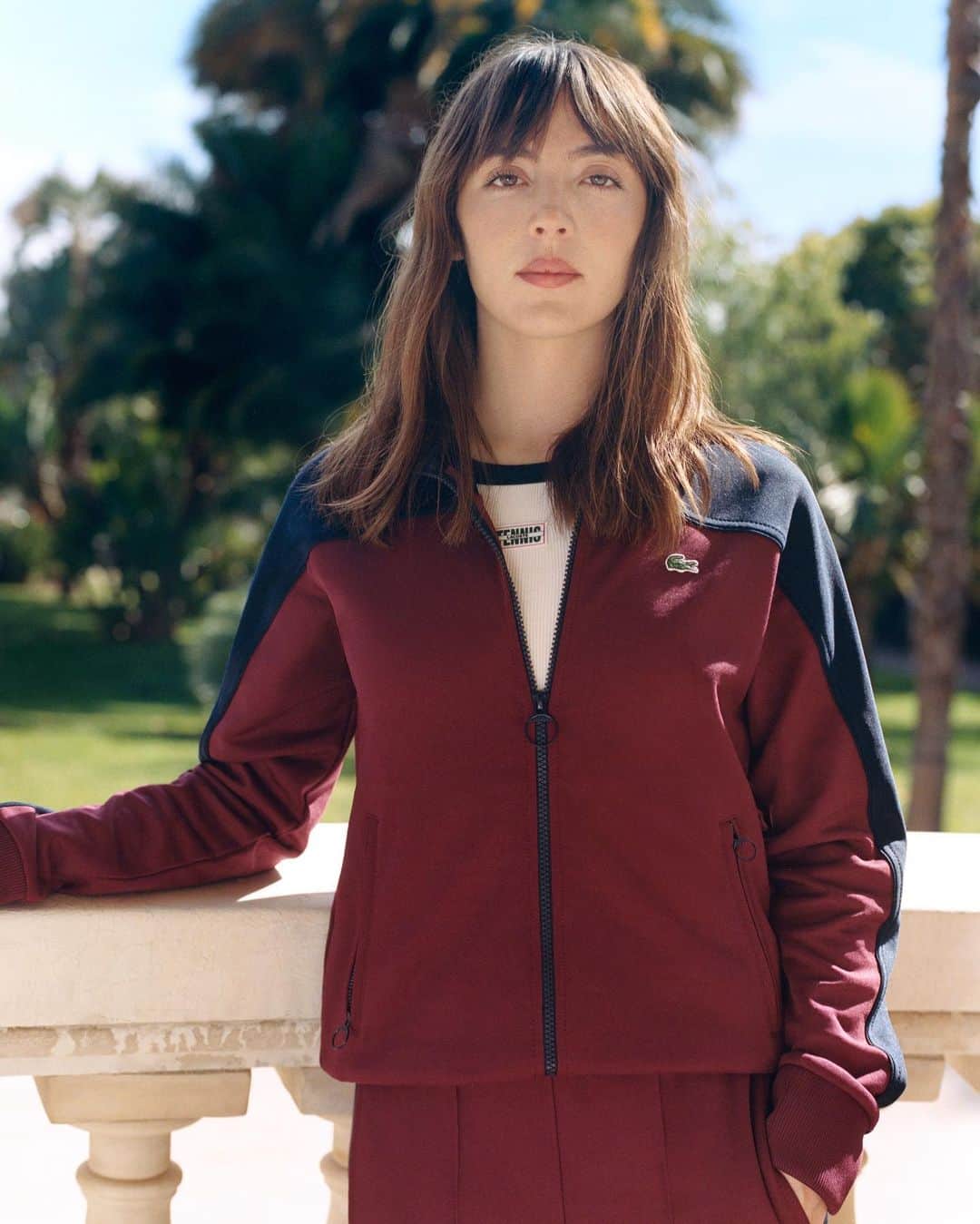 Lacosteさんのインスタグラム写真 - (LacosteInstagram)「Iconic, timeless, French, the Lacoste tracksuit is an emblem that transcends differences, and is synonymous with movement.  Discover the Paris, the Sportsuit, the Jogger and their many variations to match every style.🐊  #MyLacosteTracksuit」8月26日 1時00分 - lacoste