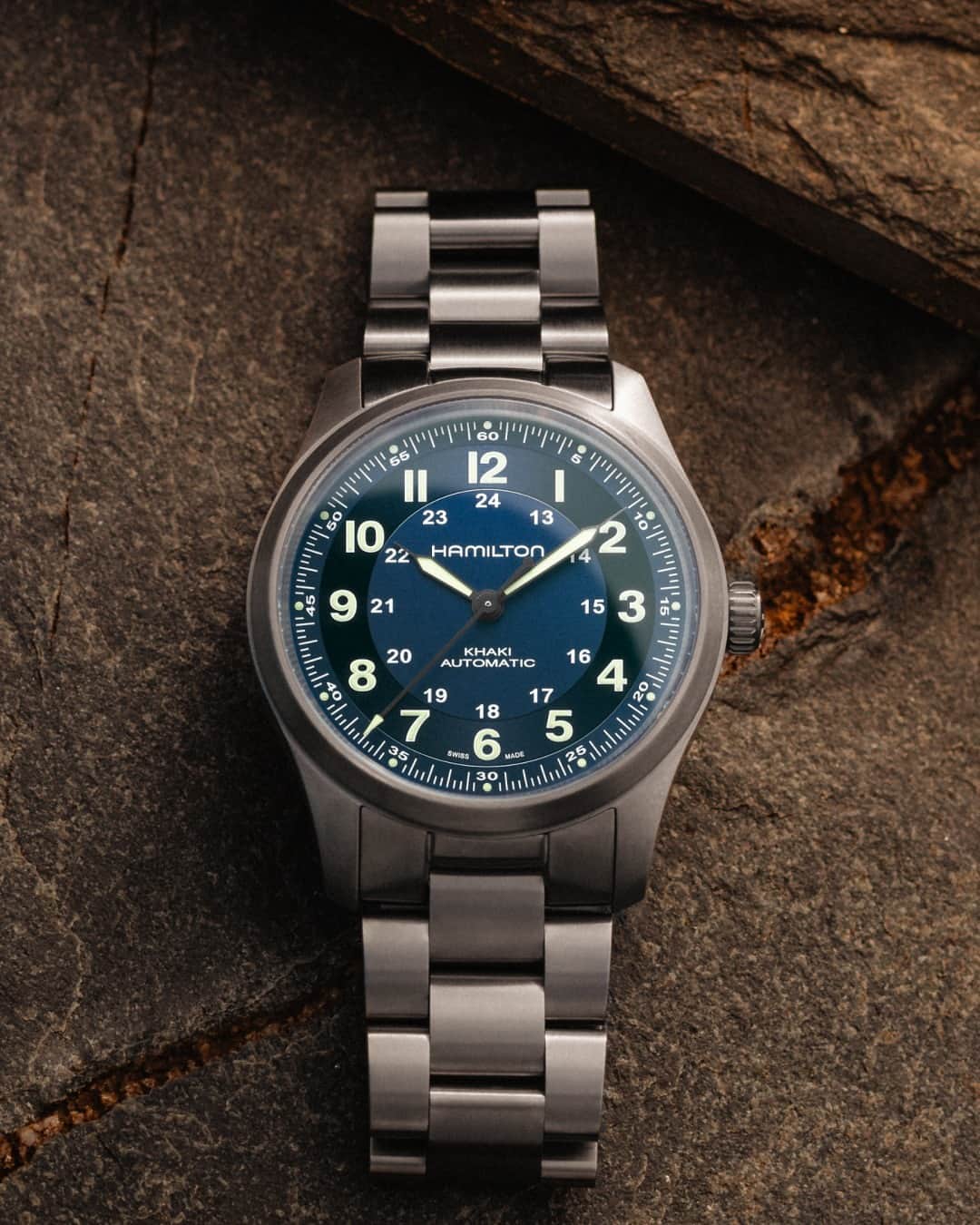 Hamilton Watchさんのインスタグラム写真 - (Hamilton WatchInstagram)「Lightweight strength for any adventure.  With a titanium case and bracelet, the newest Khaki Field Titanium Auto 38mm strikes the perfect balance between rugged durability and a comfortable fit.  #hamiltonwatch #adventure #newtimepiece (Ref. H70205140)」8月22日 22時00分 - hamiltonwatch