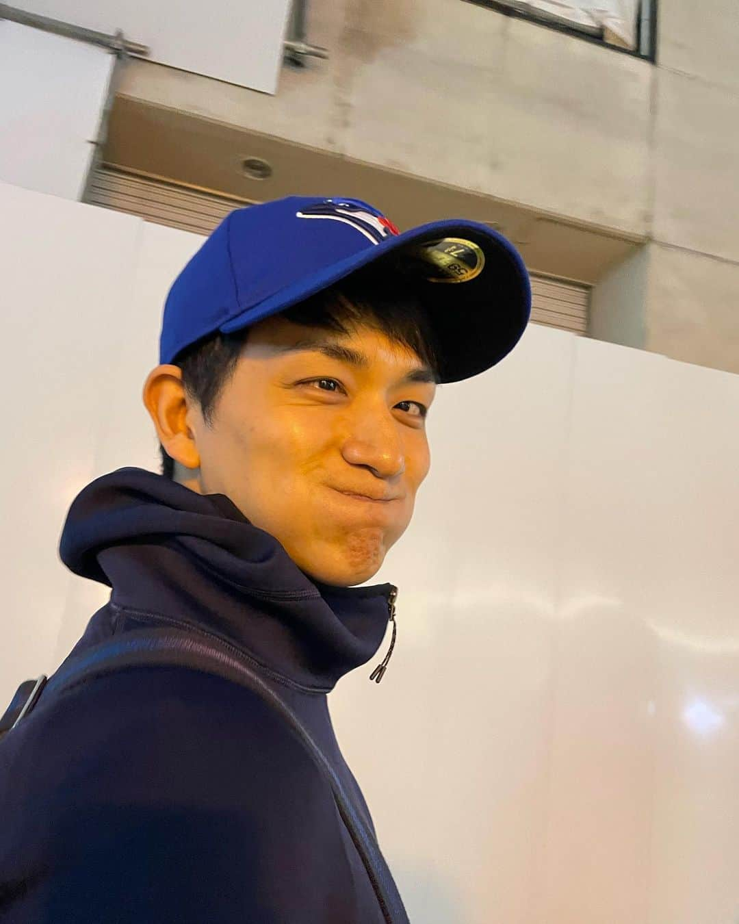 三浦璃来のインスタグラム：「Happy birthday 🎂  自称永遠の18歳（本当は31歳）おめでとう。 ずっとそのままの龍一くんでいてね。」