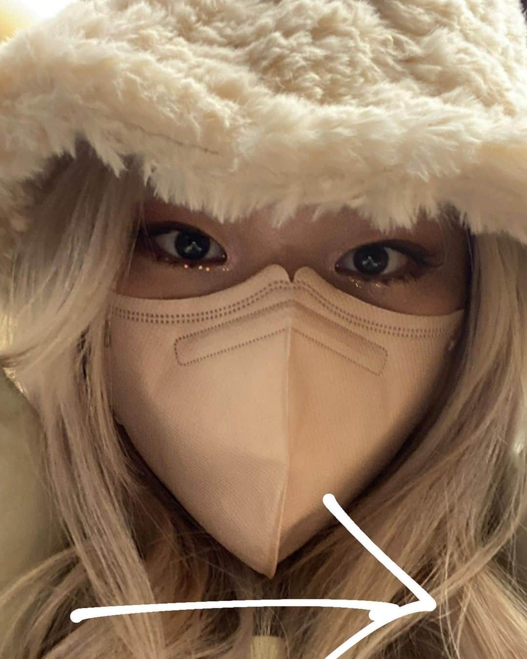 Jvcki Waiのインスタグラム：「"EZ“ 가사요약 😇」