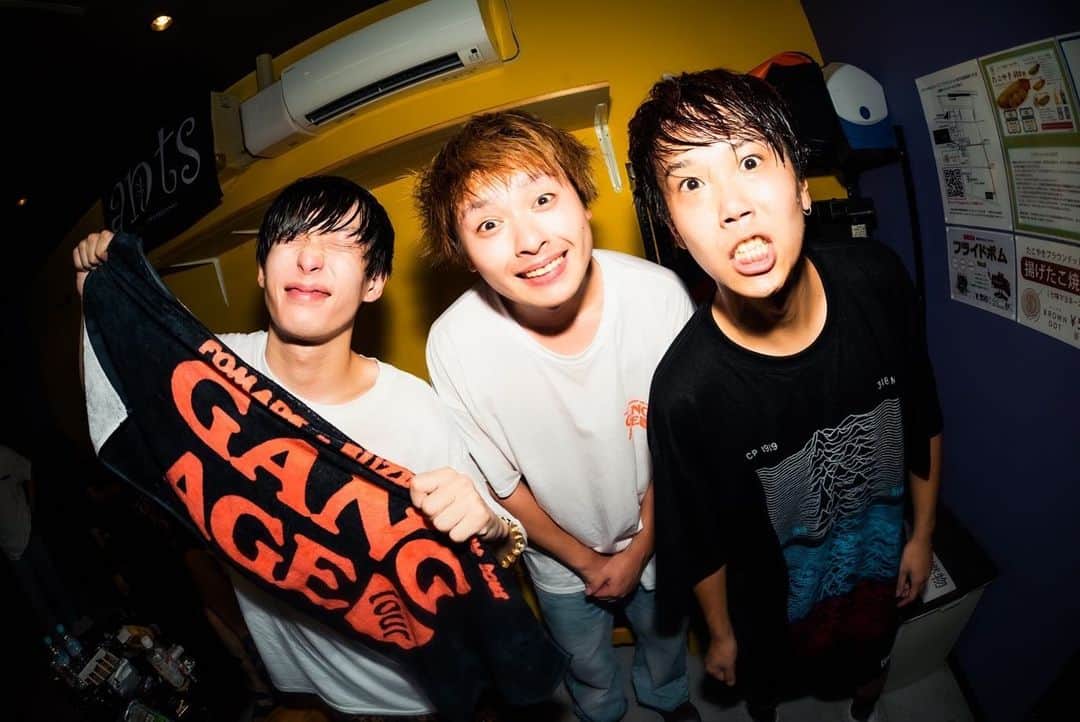 のインスタグラム：「2023.8.17  FOMARE x KUZIRA split tour  "Gang Age”tour FINAL！  岐阜ants  THANK YOU！！！  Gang Age tour全5箇所燃え尽きました🔥  また会う日まで…🤜🤛  photo by @_hbworks   #FOMARE #KUZIRA #GangAge」