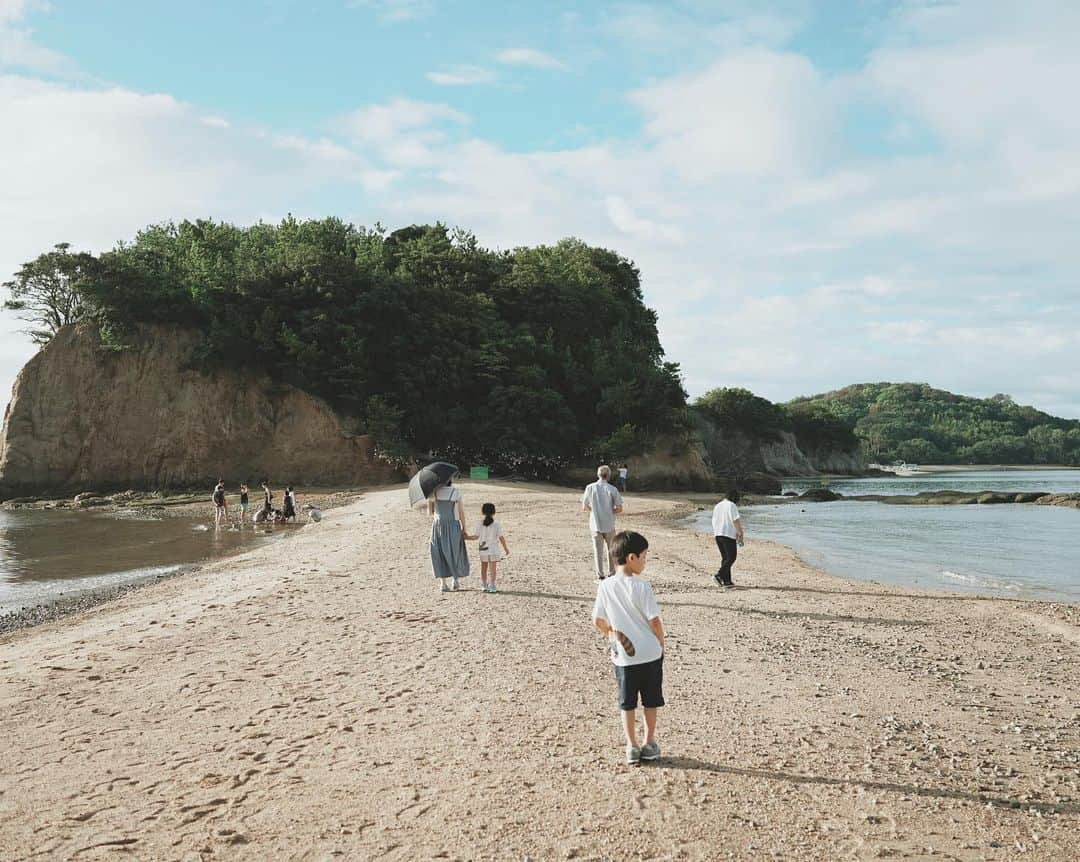 Takafumi Gotoのインスタグラム：「小豆島旅行🚢 みんなで行った2023年。 ふたりで行った2014年。」