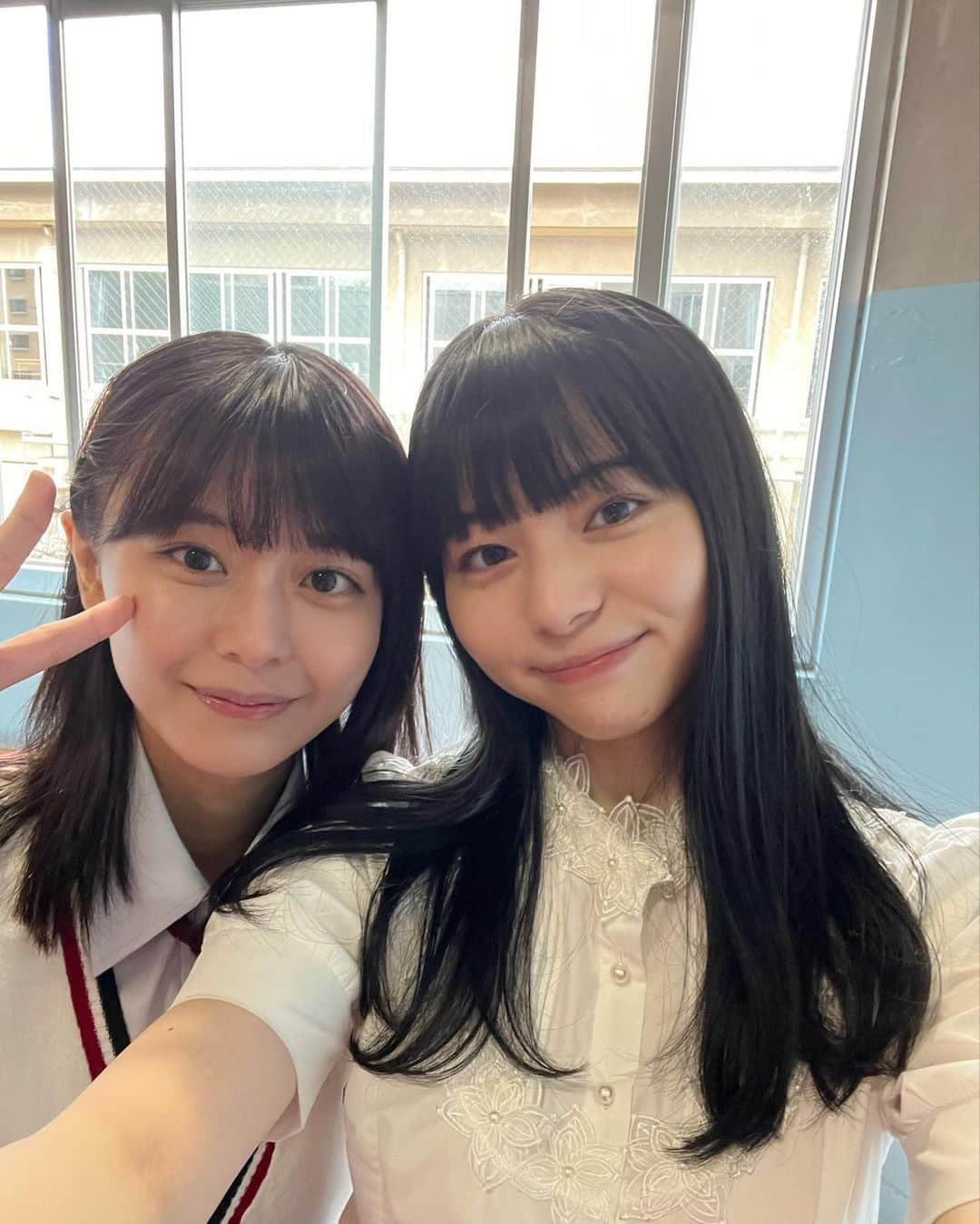 吉田伶香さんのインスタグラム写真 - (吉田伶香Instagram)「. 今夜このあと ｢なれの果ての僕ら｣第9話24:30〜ですっ TVerでアナザーストーリー(スピンオフ)も配信されているのでぜひ🫧🕊️  空き時間にミッケしてた🙃  ひかりちゃんとお菓子食べるという名のお茶会もした☺︎」8月22日 22時30分 - ryoka_0405