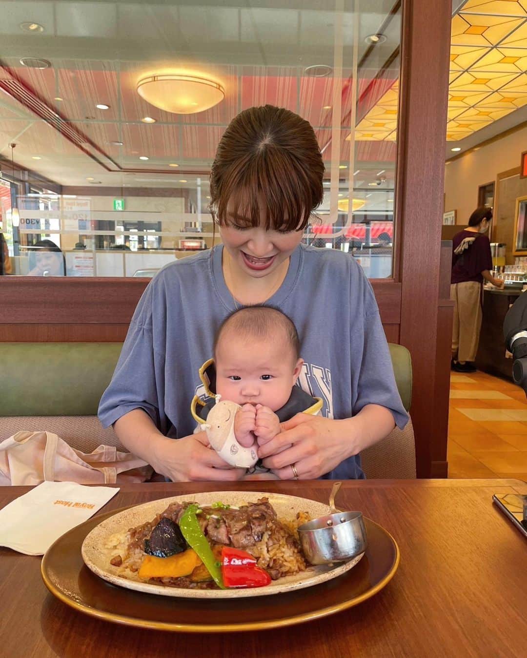 木村沙織のインスタグラム：「. 1カ月前から下書き欄に眠っていた写真たちを 今さら投稿するというマイペースっぷり😇 . . #ロイホからのサニー」