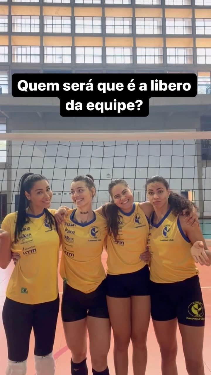 ジャケリネ・カルバリョのインスタグラム：「Eu duvido vc adivinhar👀🤭🤣  Amo tanto 😍  #reels #volei #volleyball #esports #esporte」