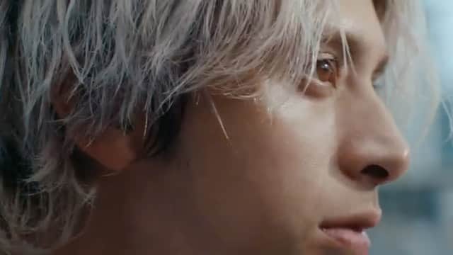 ZiNEZKAMIKAZEのインスタグラム：「FIBA in JAPAN⛹️‍♂️💨🔥 it was an honor to rep freestyle in this great AD!! thanks for the great experience. let's keep changing lifes with BASKETBALL  心を込めてドリブルをつきました🏀 凄い素敵な形で広告に出させて頂きました。 SoftBank×FIBA。このCMをきっかけに、日本で国際バスケットボール連盟の世界戦が行われていると思い出してもらい、応援の気持ちを選手達に向け大会を盛り上げてもらえたら嬉しいです！！ 週末沖縄いくのも楽しみ☺️☺️」