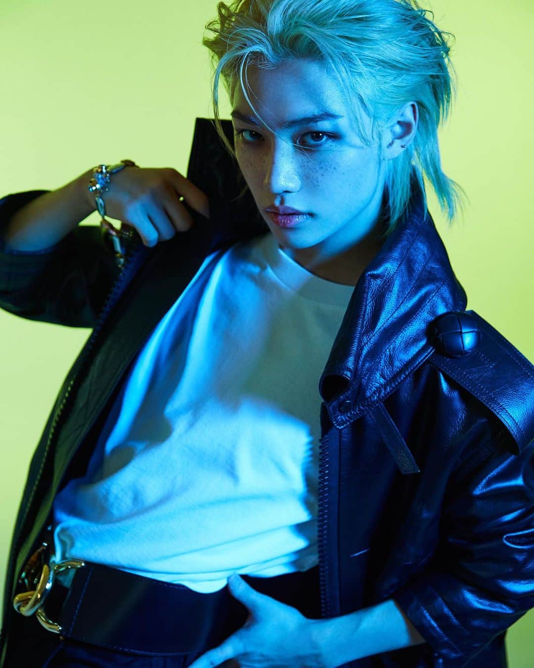フィリックスのインスタグラム：「Felix for Louis Vuitton. The Maison and @NicolasGhesquiere are pleased to welcome @yong.lixx, the celebrated South Korean vocalist-rapper-dancer and @realstraykids' band member, as a House Ambassador. "I am thrilled that Felix is joining Louis Vuitton. I met him when I presented my Pre-Fall 2023 Collection in Seoul and it instantly clicked between us. He is really talented — I love his energy, his unique personality, and his audacious sense of style." — Nicolas Ghesquière  #Felix #StrayKids #NicolasGhesquiere #LouisVuitton  Photo Credit: @ellekorea」