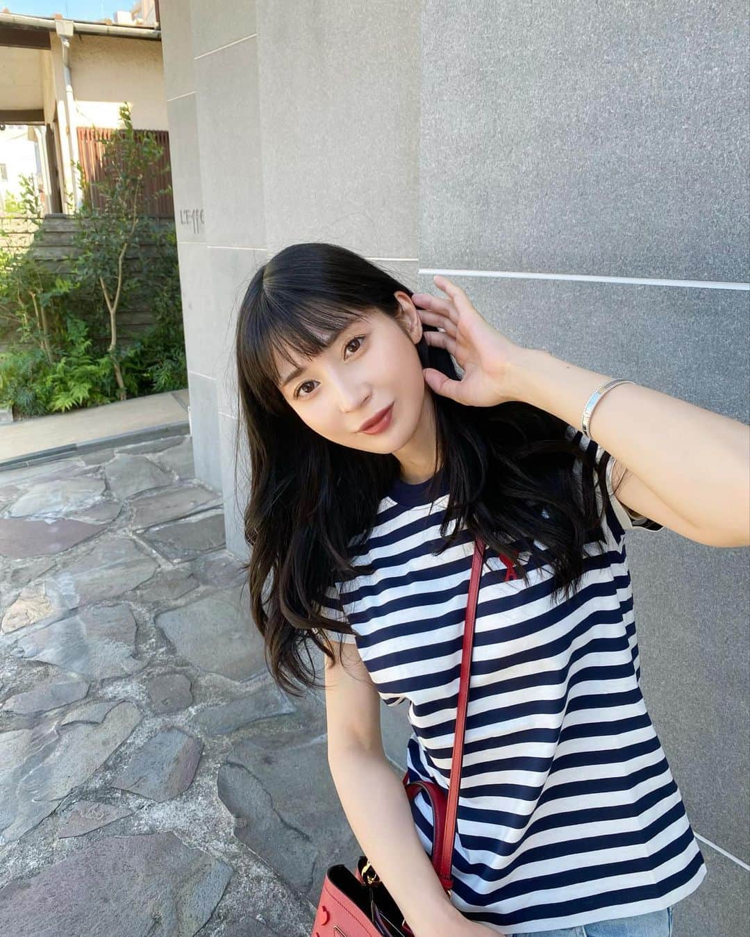 のインスタグラム：「🪐🤍」