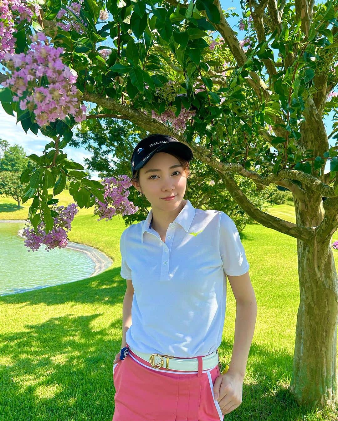 利水翔さんのインスタグラム写真 - (利水翔Instagram)「. いつしかのゴルフコーデ🏌️‍♀️⛳️ 最近は暑いので前半と後半で 着替える事が多いです🤭✨ ⁡ ⁡ ⁡ ⁡ #ootd #happy #golf #golfcode #summer #ゴルフ #ゴルフ女子  #ゴルフコーデ #キャロウェイ #キャロウェイアパレル #골프　#高尔夫 #callawaykorea  #利水つばさ #ゴルフ初心者女子  #ファインダー越しの私の世界」8月25日 18時00分 - tsubasa.toshimizu