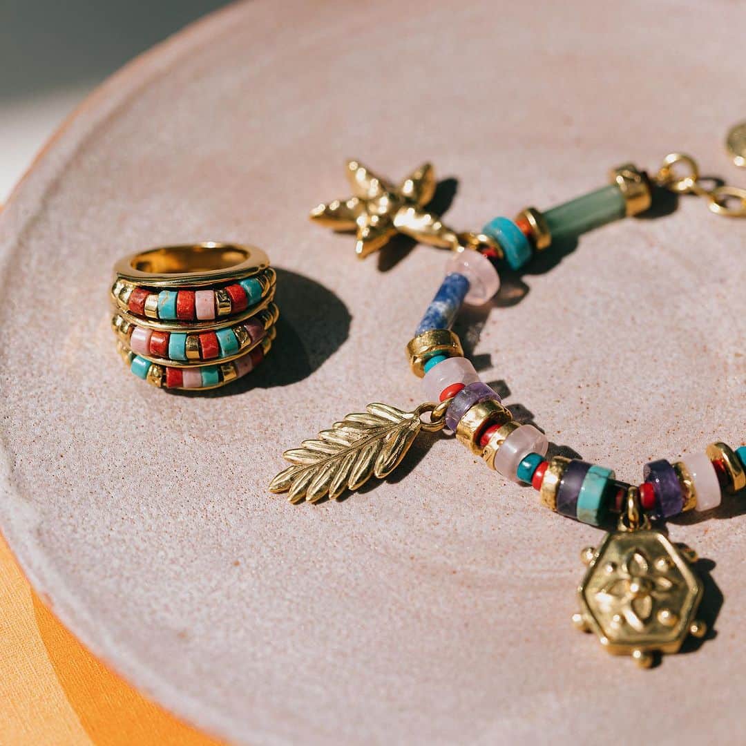 グーセンス パリのインスタグラム：「Summer is not over with our Maunaloa Collection.  #goossensparis」