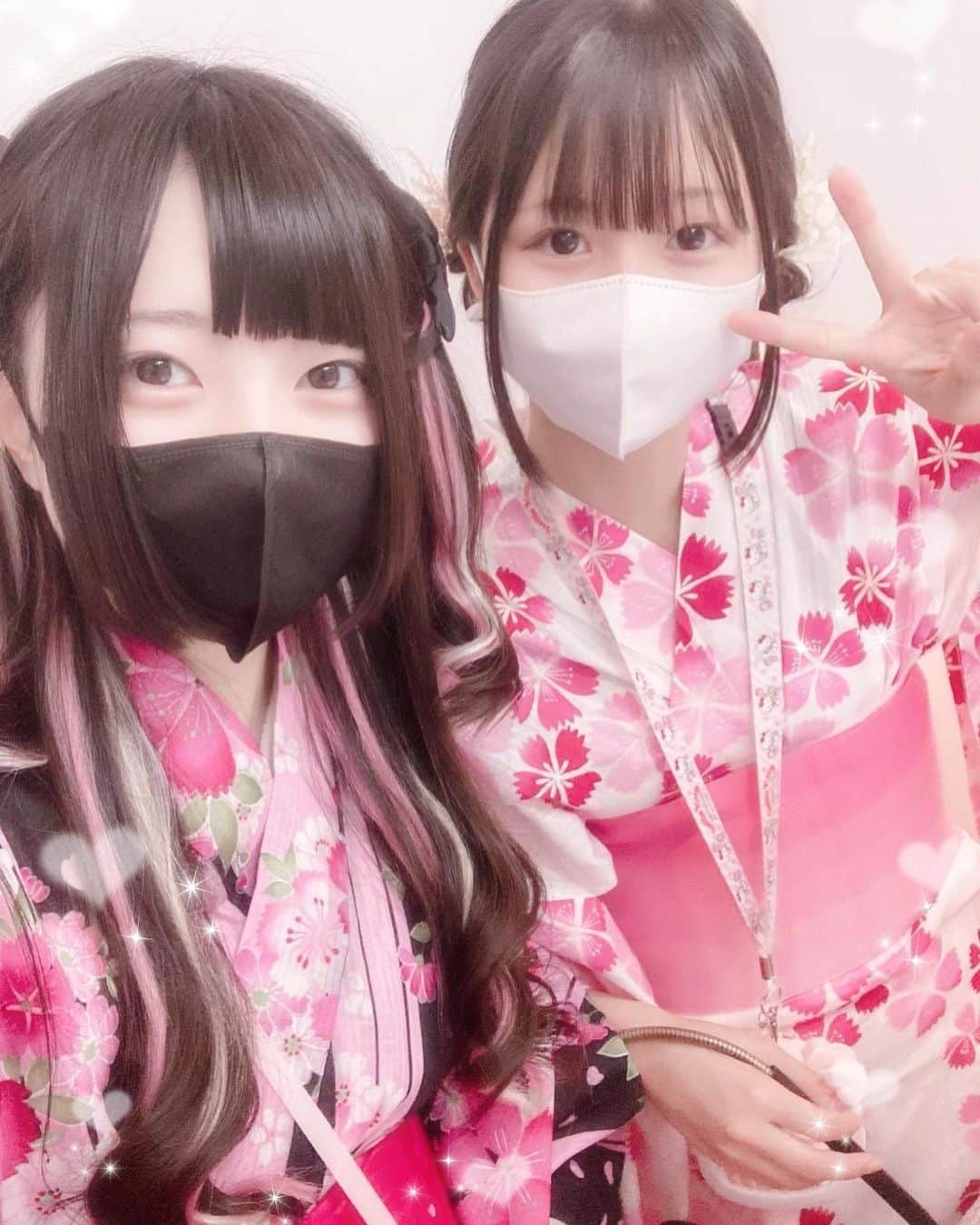 中田華月のインスタグラム：「浴衣で花火†❤︎   #花火  #浴衣  #量産型」