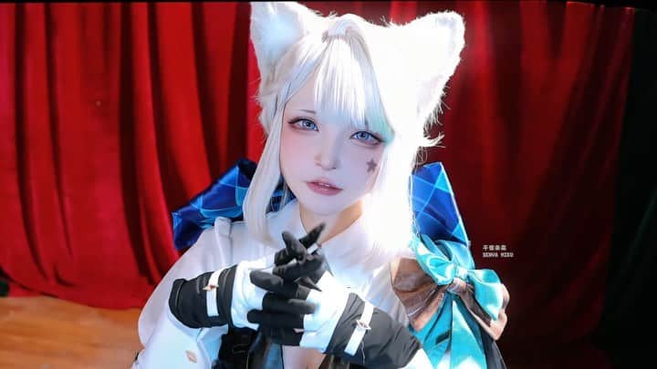 千夜未来のインスタグラム：「七夕節快樂！今天是中國的情人節💘 給大家看貓貓🐱 #genshinimpact #cosplay #原神」