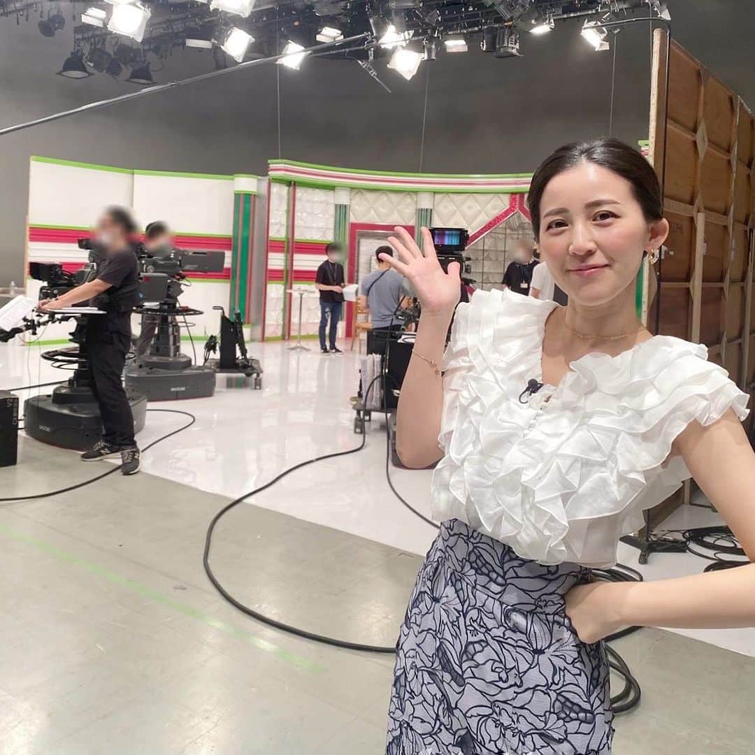 のインスタグラム：「🔔出演情報  明日OnAir。 フジテレビ【ノンストップ！】の「いいものプレミアム」に出演させていただきます。  11:00ごろから放送予定 ※生放送のため変更の可能性があります  明日のアイテムは、1つあると便利なアレ！ 是非「いいものプレミアム」ご覧ください♪  #撮影#収録#ノンストップ#フジテレビ#いいものプレミアム　 #リス顔 #猫顔 #たぬき顔  #atsukokurusu  #来栖あつこ  #アヒル口」