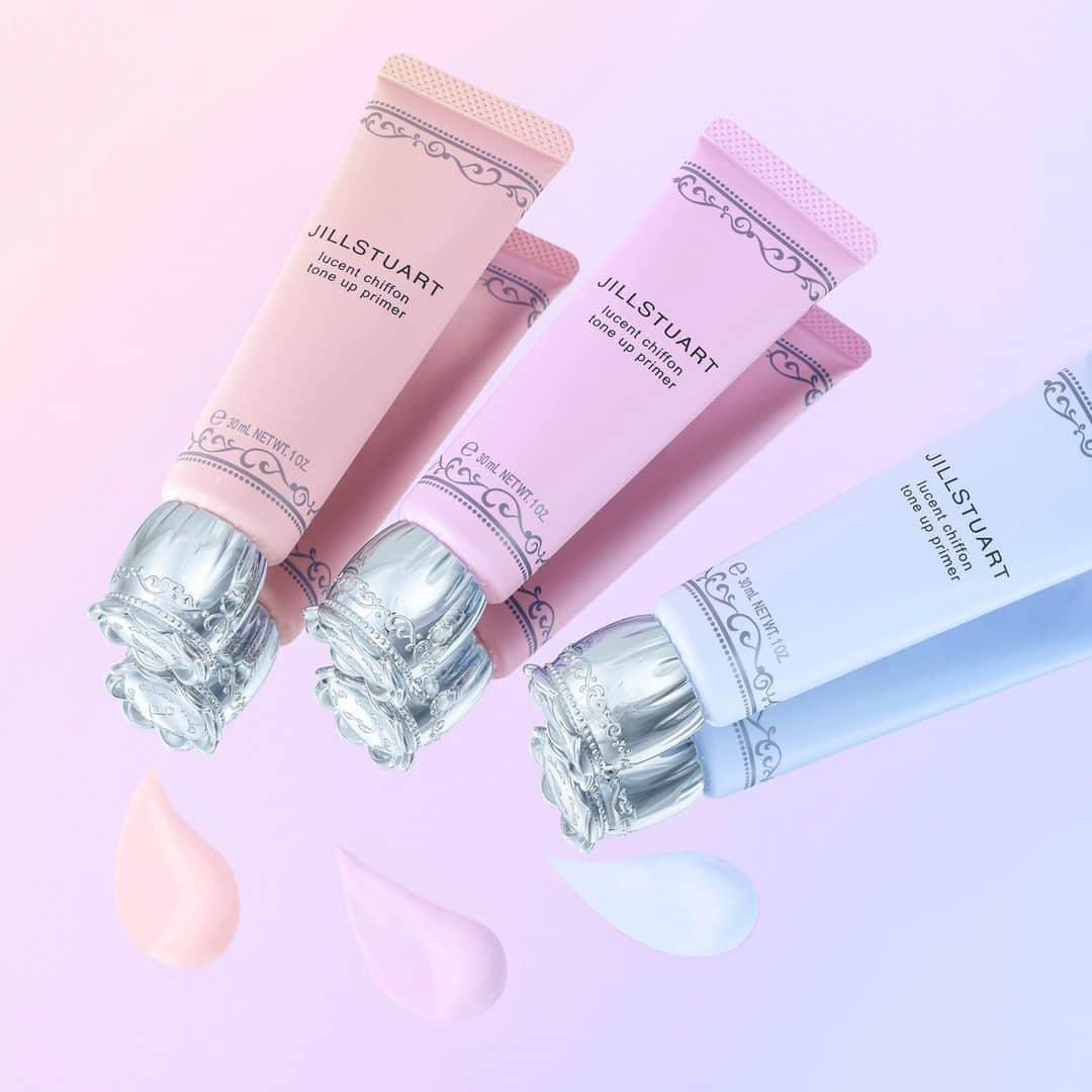 JILLSTUART BEAUTYのインスタグラム：「JILL STUART Base Makeup New Item & Limited Item 〜lucent chiffon〜 9月1日(金)より発売 《予約受付中》  ■ルーセントシフォン　トーンアップ プライマー スキンケアをしているようにみずみずしいタッチで、 毛穴・くすみをカバーする トーンアップ＆カラーコントロールベース。 肌悩みに合わせて3色から選べます。  #jillstuart #jillstuartbeauty #ジルスチュアート #ルーセントシフォン #化粧下地 #UV下地 #トーンアップ #カラーコントロール #メイクアップベース #ツヤ肌 #透明感」