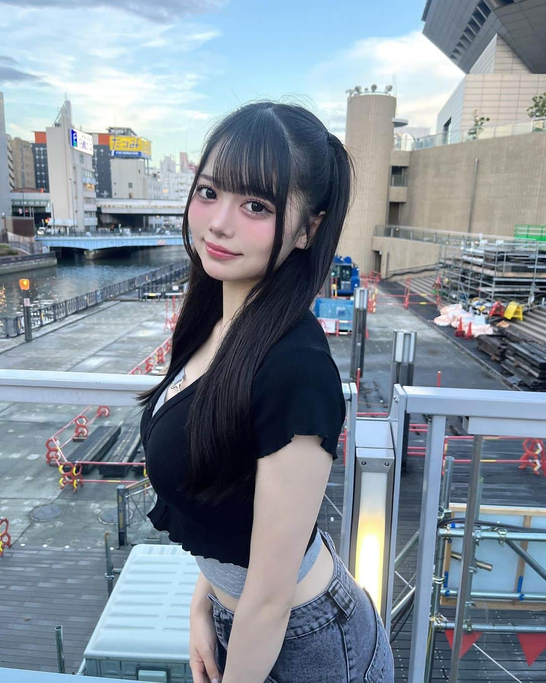 黒田楓和のインスタグラム：「待ち合わせよく遅れちゃうけど許してくれる？ 🥺🦴   #NMB48 #アイドル  #04  #04년생  #fyp  #fypシ  #instagood  #ハーフツイン  #ootd  #오오티디」