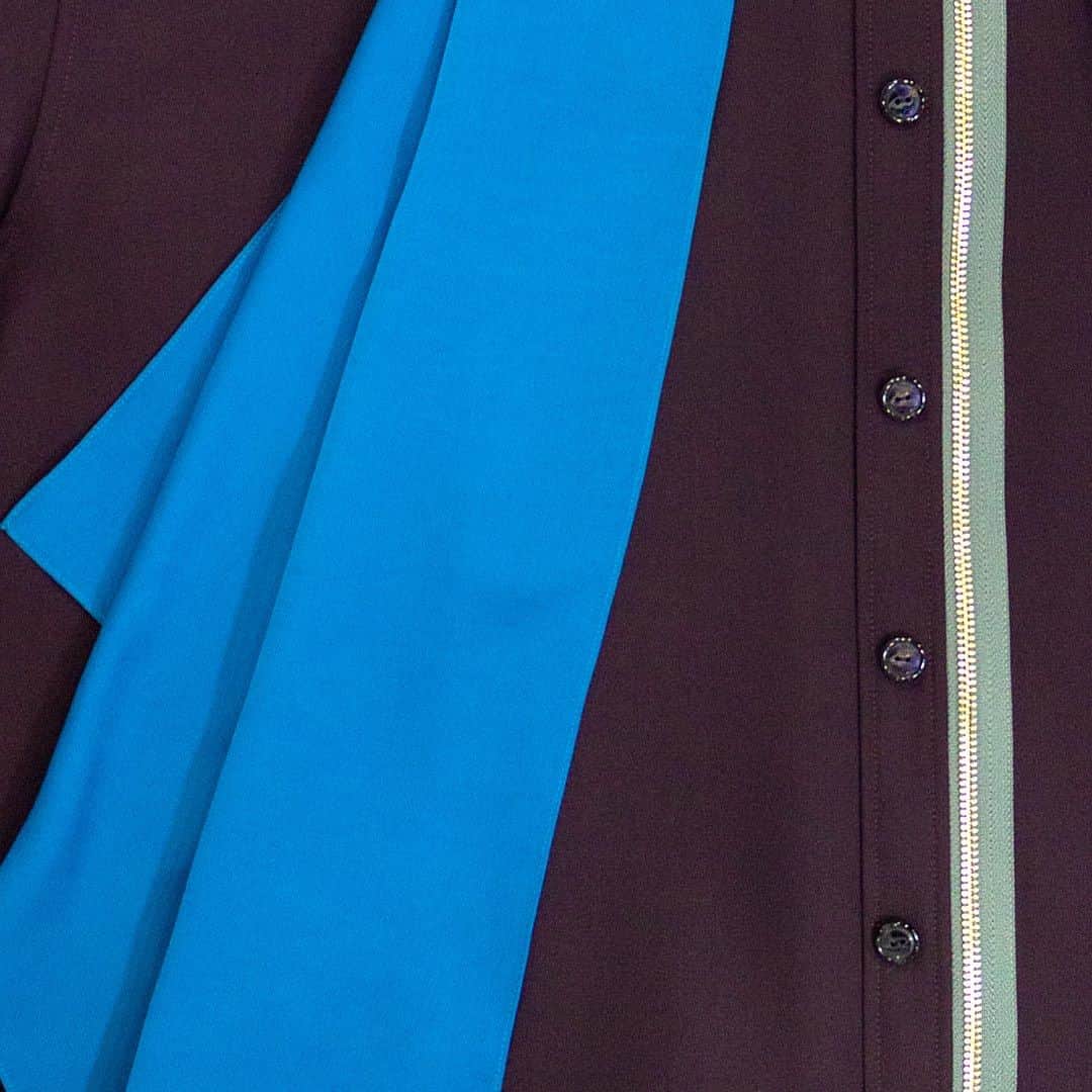 kolorのインスタグラム：「⁣  ⁣ kolor AW2023 Women's Collection⁣ Scarf Detail Shirt⁣ ⁣  ⁣ #kolor #kolorofficial #KLRFW23 #AW23」