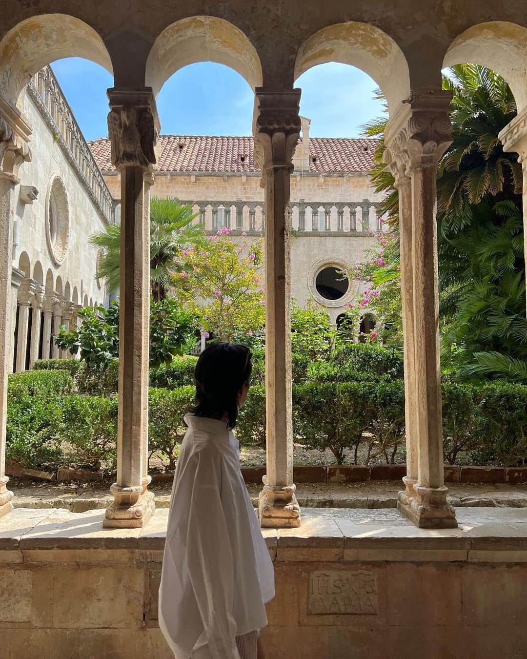 大屋夏南さんのインスタグラム写真 - (大屋夏南Instagram)「Dubrovnik 🤍 本当に可愛い街だなー🏘 ドゥブロヴニク🌼太陽たくさん浴びれて嬉しい☀️」8月22日 18時23分 - __kana_oya__