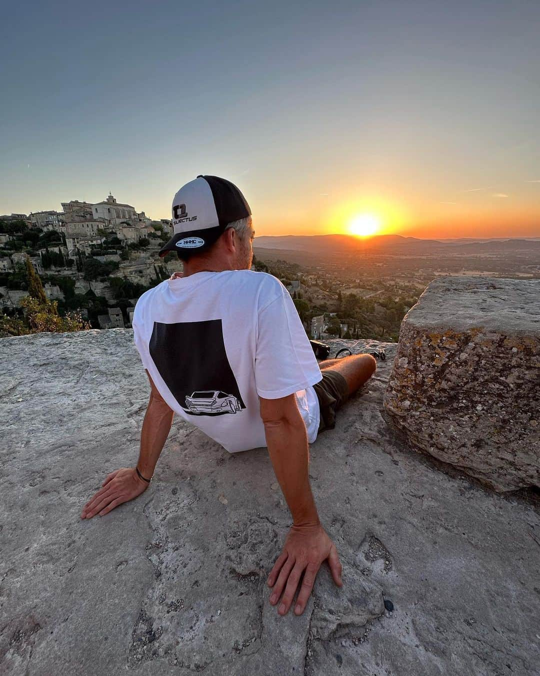 アンドレ・ロッテラーさんのインスタグラム写真 - (アンドレ・ロッテラーInstagram)「🌅 07:11 #sunrise」8月22日 19時06分 - andre_lotterer