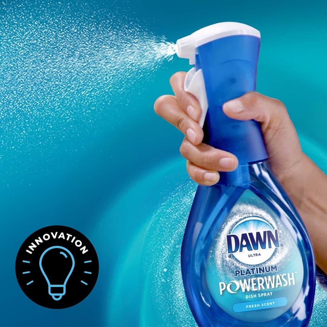 P&G（Procter & Gamble）のインスタグラム：「Happy #WorldWaterWeek! Reducing water use is integral to the health of our planet, and a priority for P&G Innovators.   One of our favorite innovations that reduces water waste is Dawn Powerwash Dish Spray. These powerful spray-activated suds cling to food soils cutting through grease 5x better than comparable products and eliminate the need for soaking.   Plus the powerful suds eliminate the need for water when hand washing dishes up until the final rinse—this cuts the amount of water used by up to 50%!   Learn more on the #PGInnovation blog linked in our bio.」