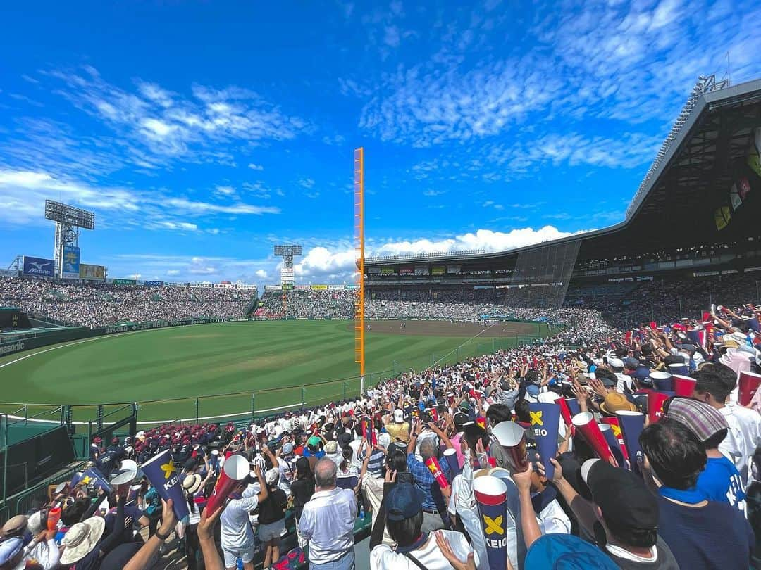 松田和佳さんのインスタグラム写真 - (松田和佳Instagram)「❤️💙📣  #夏の甲子園 #甲子園 #甲子園2023 #慶應義塾 #慶應野球部 #応援」8月22日 19時00分 - waka_matsuda