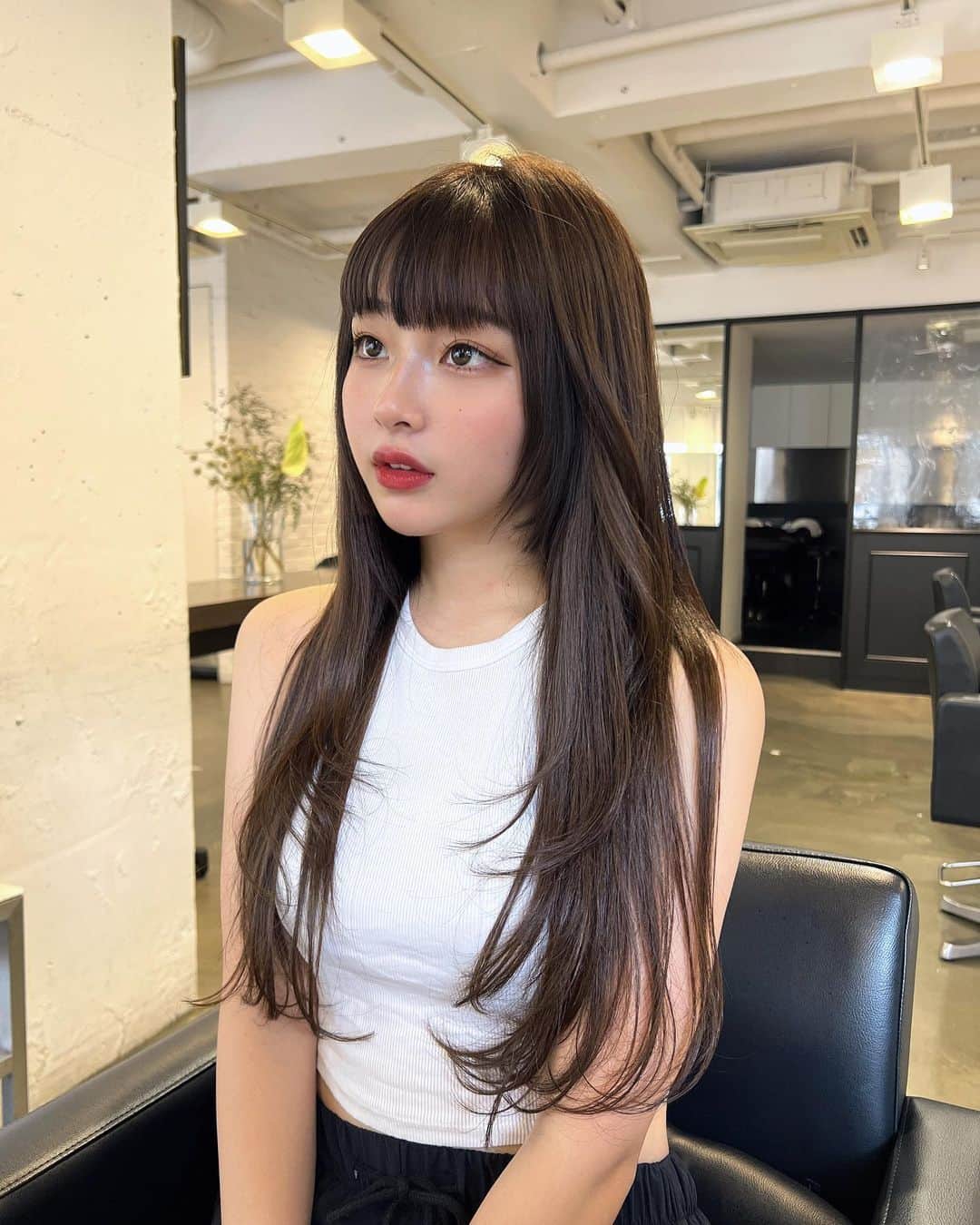 すずのインスタグラム：「🪿🤍  久しぶりの撮影は楽しかったﾃﾞｽ🌱」