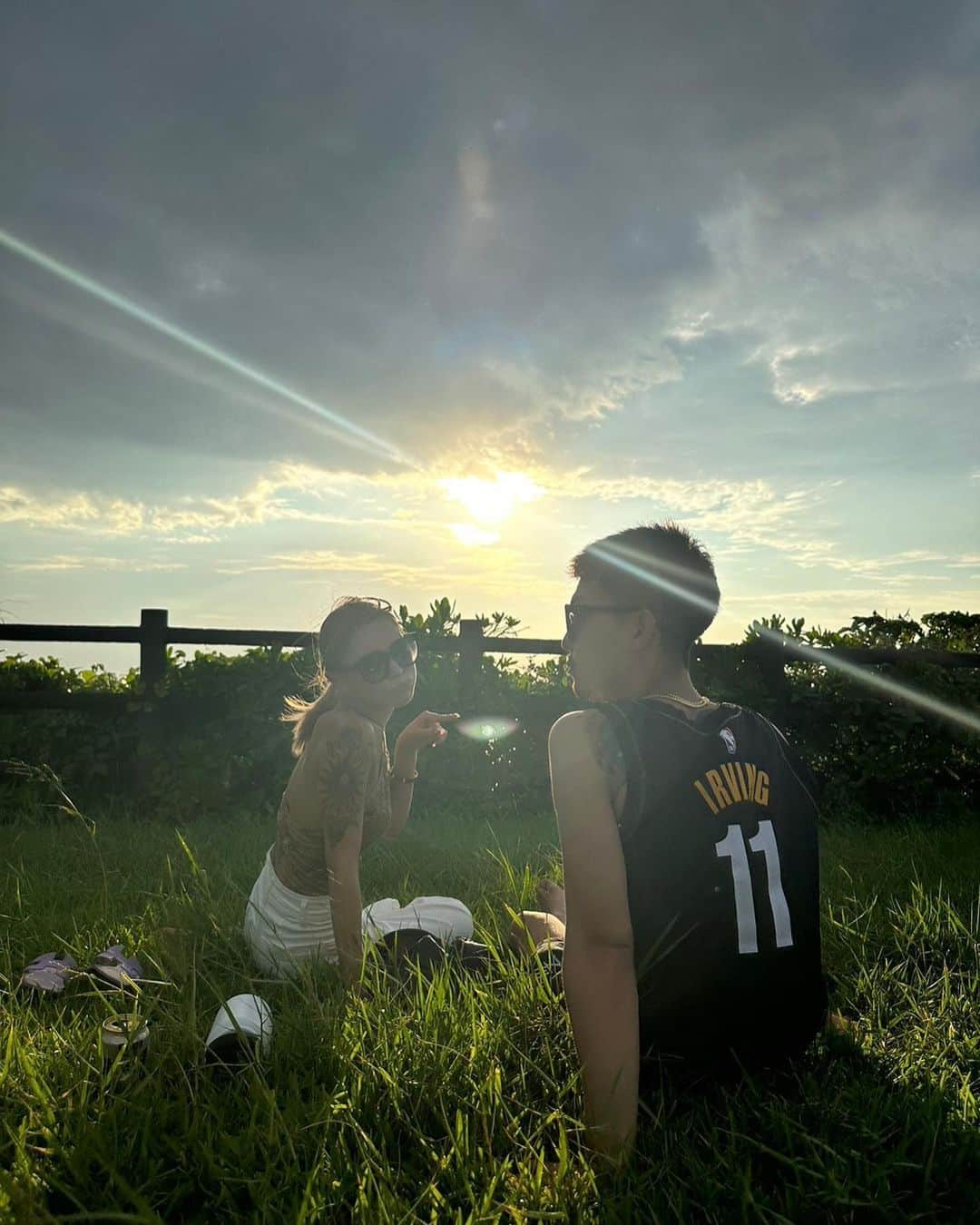 中村香夏さんのインスタグラム写真 - (中村香夏Instagram)「. 芝生で寝っ転がってのんびりゆったり🌿 こうゆう時間が好き😊 .」8月22日 19時19分 - _052k